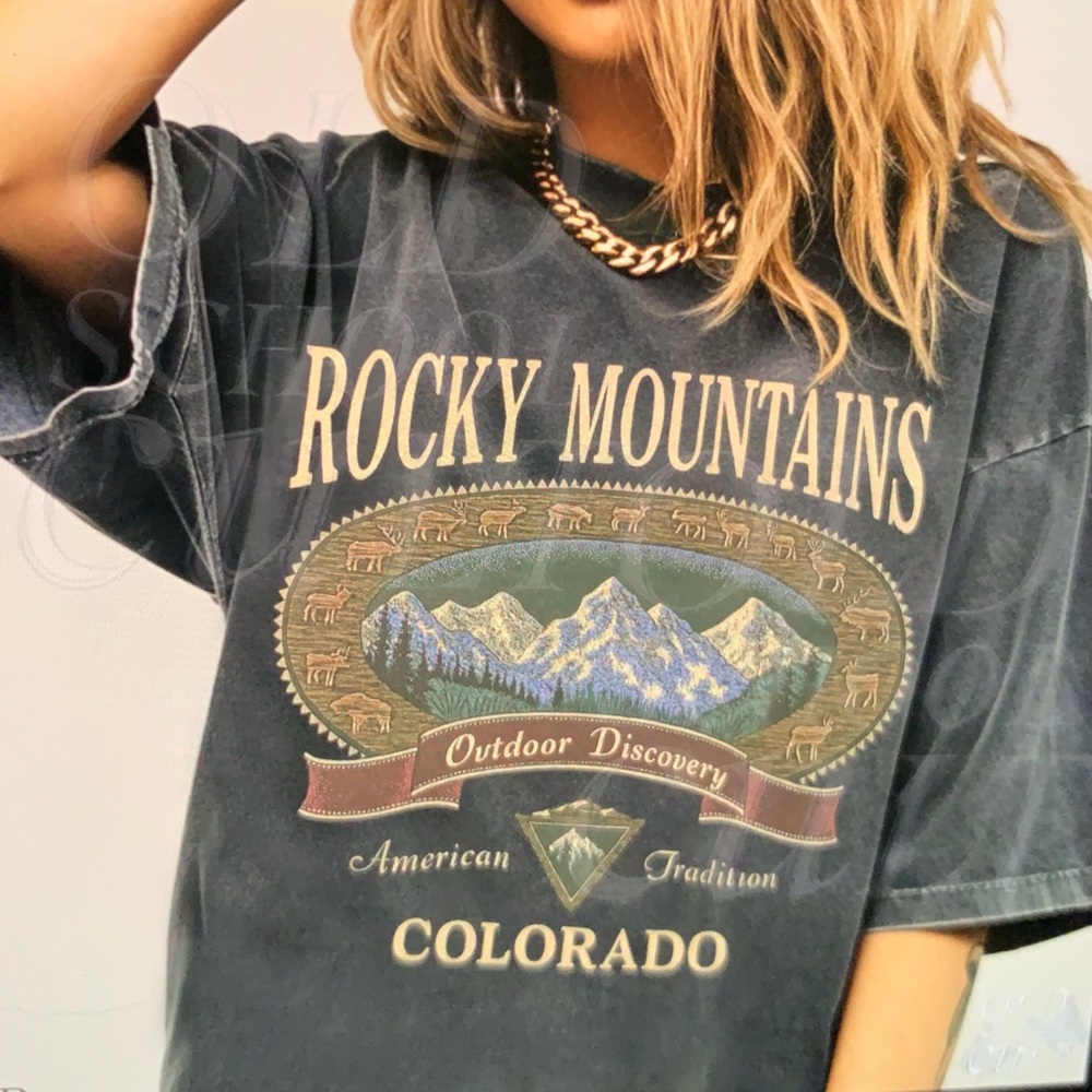 Rocky Mountains Colorado Graphic Pepper Tshirt